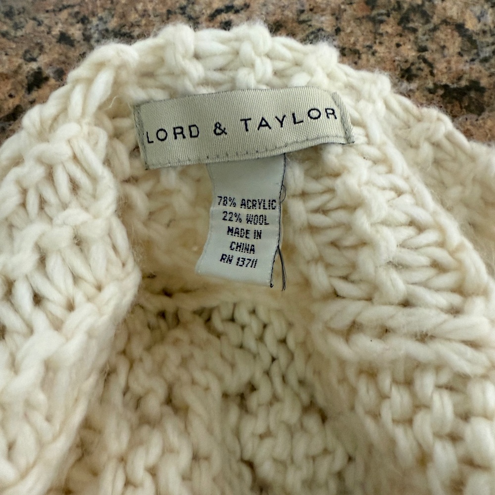 BOHO FRINGED WOOL AND ACRYLIC PONCHO  - ONE SIZE - Picture 5 of 5